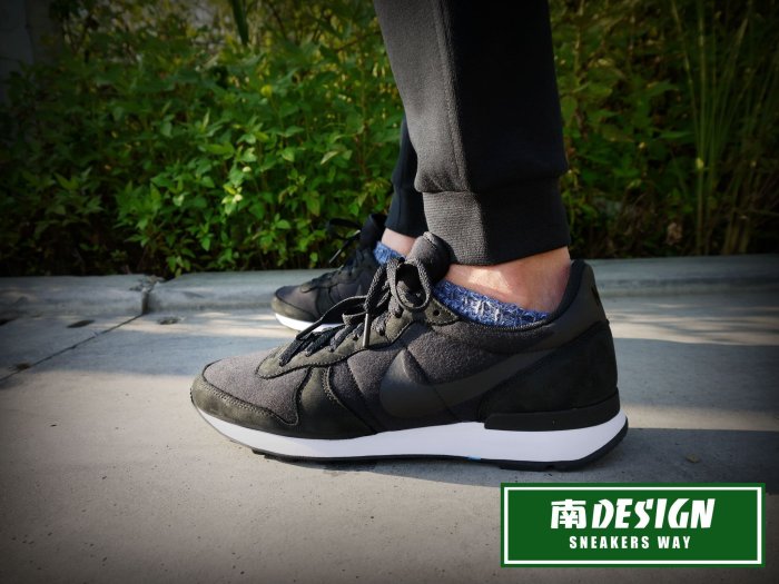 現貨 限時特價 南🔥 NIKE INTERNATIONALIST TP 黑白749655-001 磨砂 無縫線 28CM