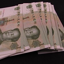 dp4009，1999年，中國人民銀行人民幣 1元，連號100張，4冠號，有部份微摺。