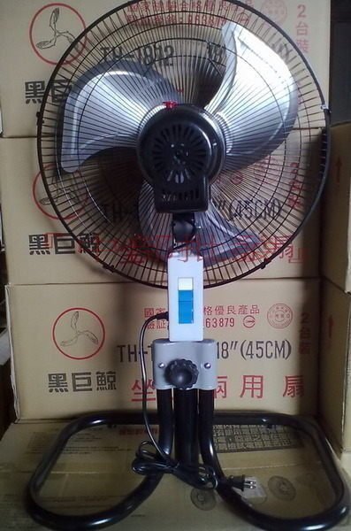 『中部批發』黑巨鯨 170W 18吋 工業扇 座立扇 升降電扇 電風扇 座立兩用扇 涼風扇 桌扇 (台灣製造)