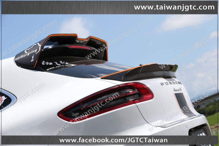 台灣JGTC 保時捷 macan 碳纖維 真空 尾翼 頂翼