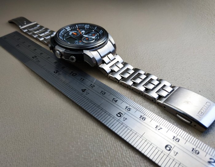 【日本原裝 中古良品 已售出~】CITIZEN 世界制霸 U680機芯 鈦金屬 + DLC耐磨處理 世界全球五局 光動能電波腕錶