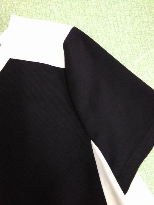 全新台灣製 專櫃品牌 Le Polka 銀穗 漂亮黑白棉質造型上衣 81%棉 M號