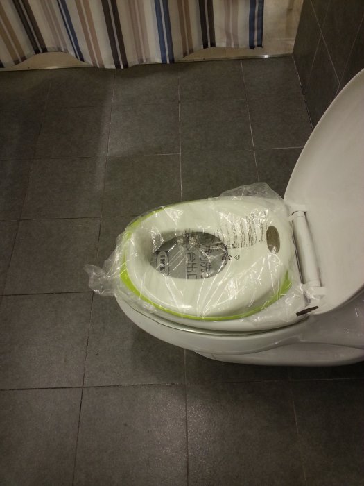 IKEA宜家 托西 馬桶座圈 廁所板寶寶坐便器 馬桶蓋,定價[購買請咨詢】