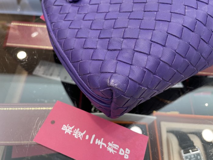 ☆最愛二手精品☆ BOTTEGA VENETA BV 紫色全皮編織拉鍊斜背包相機包貝殼包 XC3537 245354