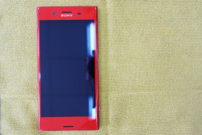 SONY Xperia XZ Premium (G8142) 4G RAM 64G ROM 單手機 9成新