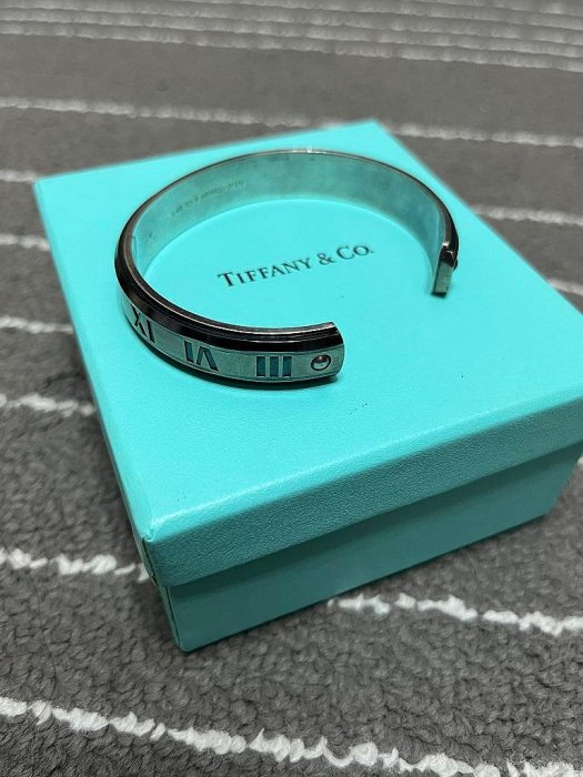 Tiffany&Co Tiffany 925 TI 寬版羅馬數字黑灰鈦開口手環 純銀925手環 手鐲..免運費