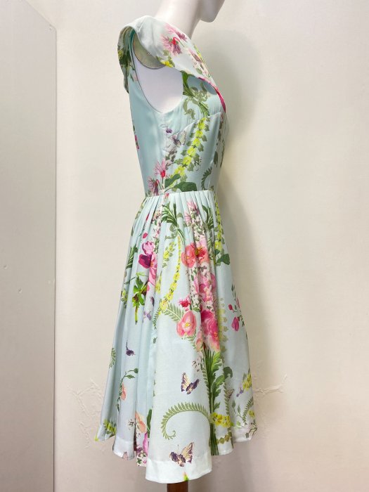 Ted Baker 英國 時尚品牌 專櫃 薄荷綠 漂亮 花卉 印花 小禮服 洋裝  近全新