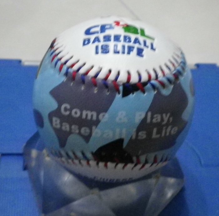 棒球天地----中信兄弟 鄭達鴻 簽名全新中華職棒紀念球.字跡漂亮