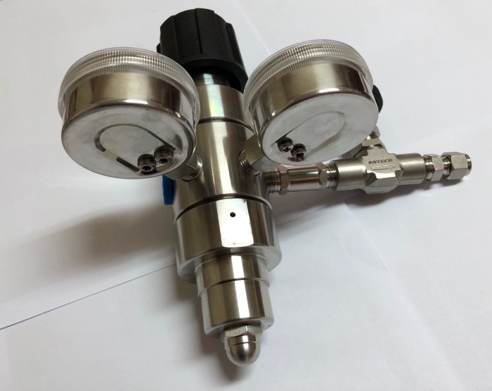 ANTECH 兩段式不鏽鋼減壓閥 + 針閥 Two Stage SS Regulator + Needle Valve