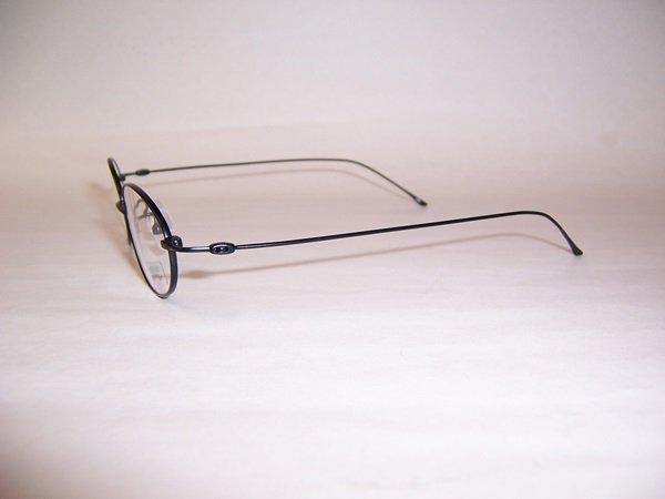 光寶眼鏡城(台南) ma-tin  超細最輕2.5g 純鈦ip橢圓眼鏡, 一體無腳套腳架(黑色) 6462 c6