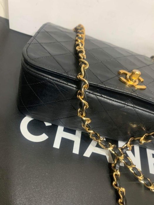 Chanel vintage 稀有 口蓋肩背包 早期年代經典包款 正常使用痕跡 日本購回 包包都有整理過 可肩背斜背