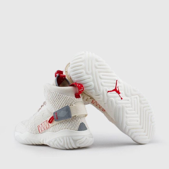 =CodE= NIKE JORDAN APEX-REACT 3M反光魔鬼氈籃球鞋(米白紅) BQ1311-206 AIR