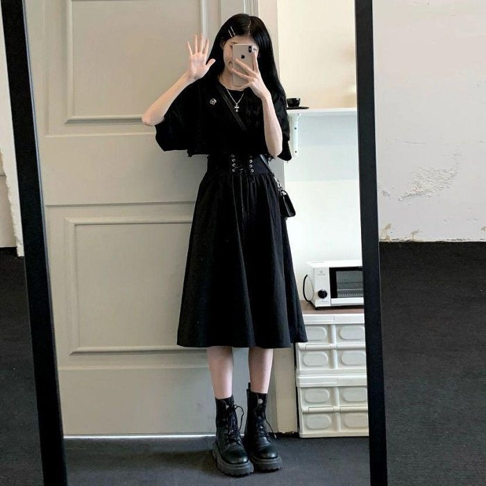 兩件式套裝 辣妹套裝女 炸街洋氣減齡半身裙 小黑裙套裝 收腰長裙