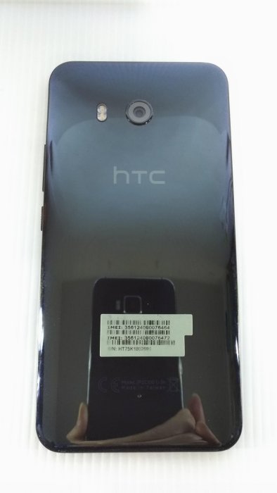 九成新HTC U11 4G/64G 亮麗黑 5.5吋 Quad HD Super LCD IP67防水防塵 3D水漾玻璃