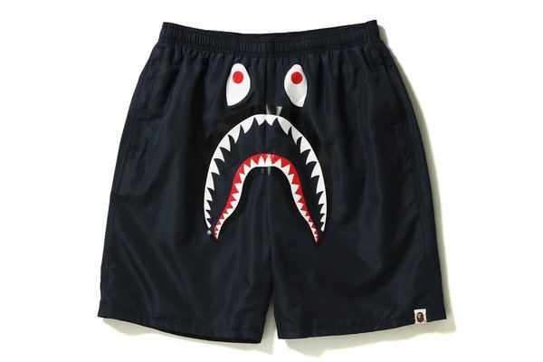 日貨代購CITY】A BATHING APE BAPE SHARK BEACH PANTS M 鯊魚短褲3色