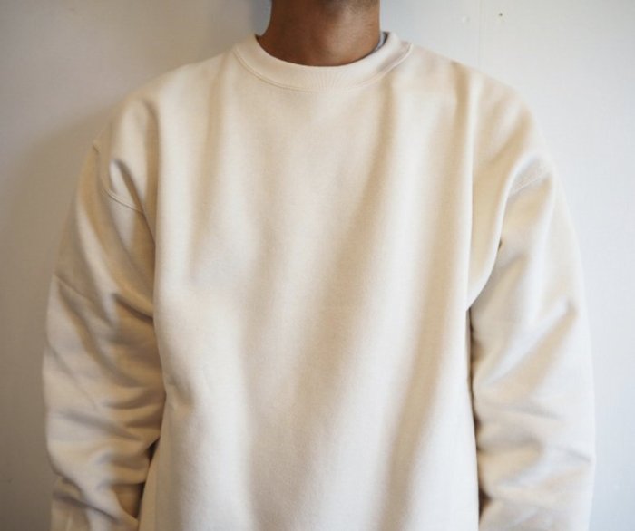 二手美品UNIVERSAL PRODUCTS YAAH ECO T/C CREW NECK SWEAT OATMEAL 2