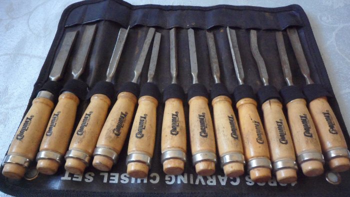 黑色小館B9~~~~~雕刻(鑿)工具組(12隻)12PCS CARVING CHISEL SET