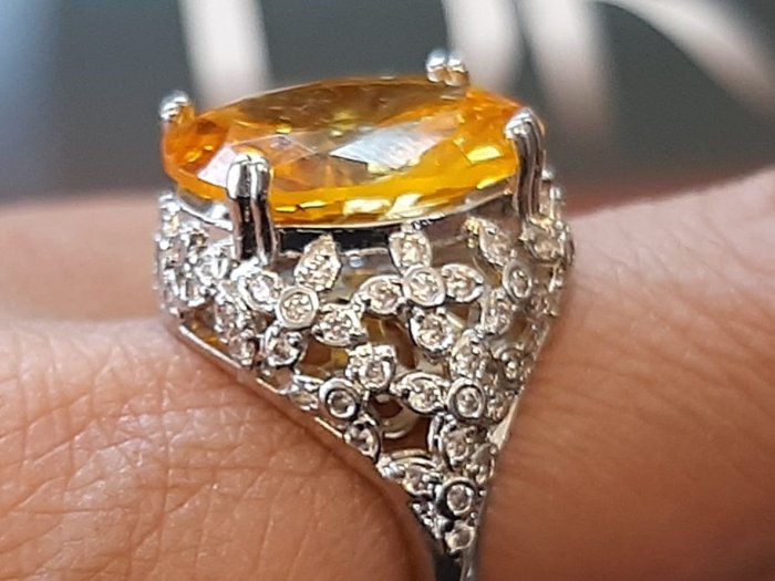 泰國皇家珠寶設計 豪華闊氣包賺【威士忌皇水晶鑽】精緻鋯石鑲嵌 合金 戒指