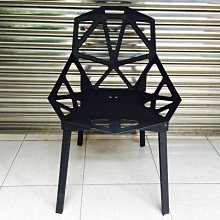 【 一張椅子 】 CHAIR ONE 塑料版