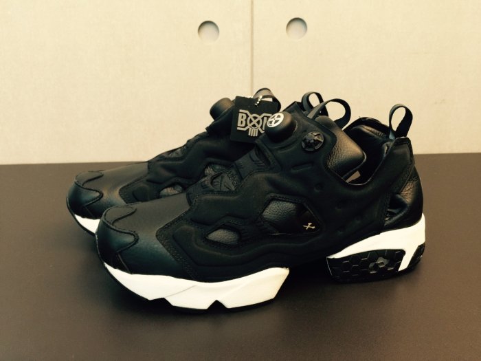 全新 Reebok Pump Fury x Bounty Hunter x Atmos x BXH 四方聯名 黑魂