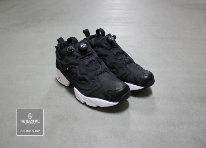 QUEST】現貨REEBOK INSTA PUMP FURY OG 黑白黑魂尼龍充氣男慢跑鞋