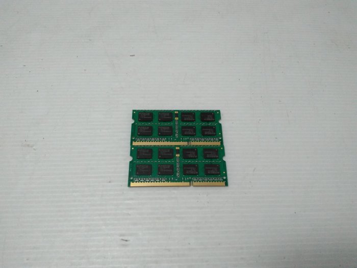 210 [大鋼牙二手3C]筆電記憶體 金士頓 DDR3-8500 /4G/雙通道 ( 一元起標 得標=2支)