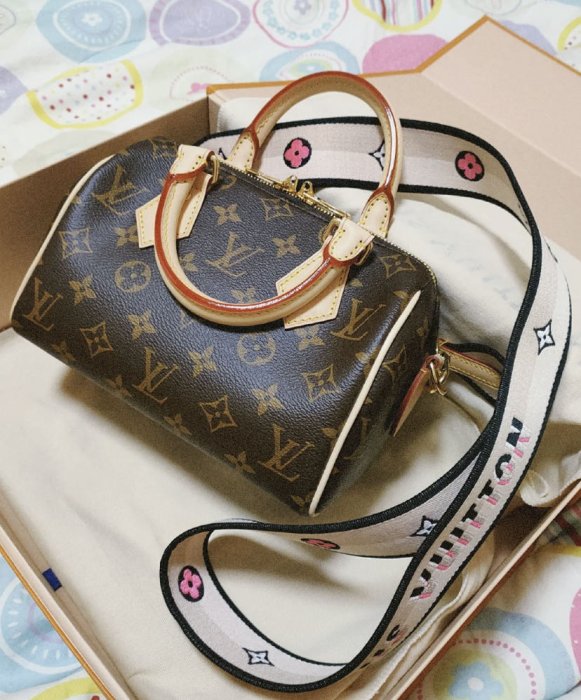 New LOUIS VUITTON Fuchsia Monogram Speedy Bandoulière 20 M45948 with Receipt