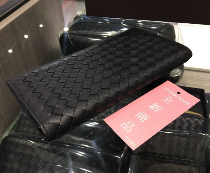 **香榭屋精品店 **BV BOTTEGA VENETA 黑色編織全皮12卡對開長夾 皮夾 (W959) 全新商品