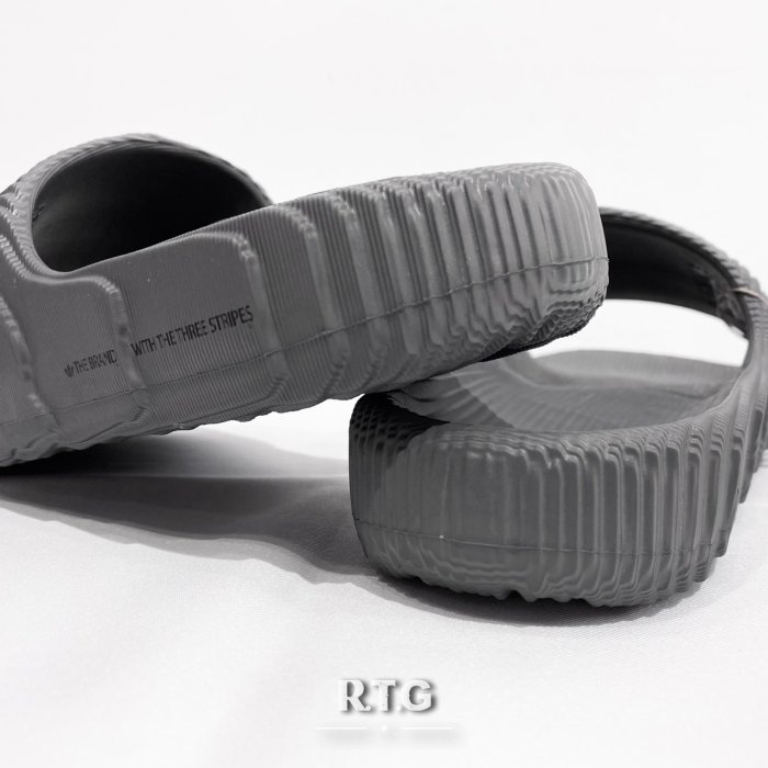 【RTG】ADIDAS OG ADILETTE 22 拖鞋 深灰色 3D 未來感 小YEEZY 男女鞋 HP6522