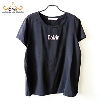 ╭＊一元起標～當 我 們 在 衣 起C-WIT＊╯全新專櫃calvin klein 立體字母上衣L