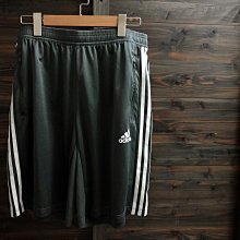 CA 愛迪達 adidas 灰色 運動短褲 L號 一元起標無底價P974