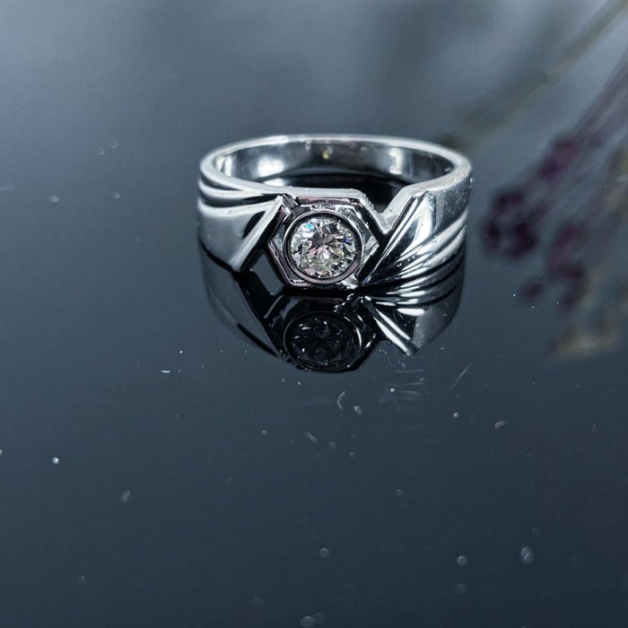 【惠民精品】（1100519B）天然鑽石戒指#13/精品/首飾/禮物/求婚/情人節/父親節/母親節