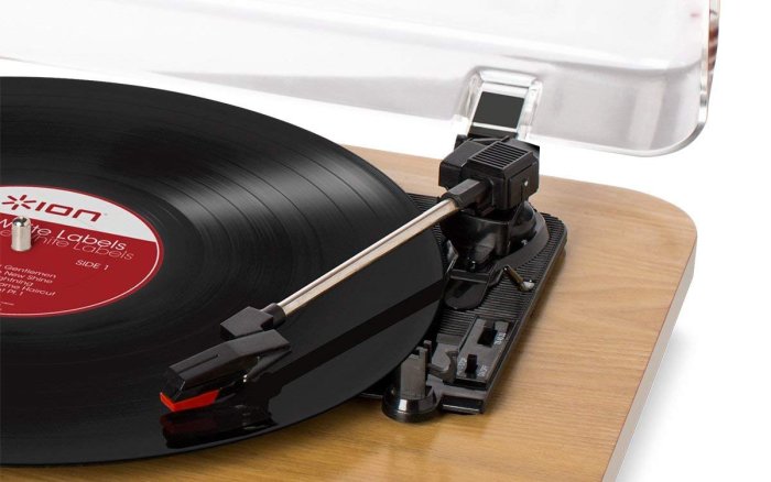 Ion Audio 黑膠唱片機 MAX LP 黑膠唱片機 復古 留聲機 質感 【全日空】