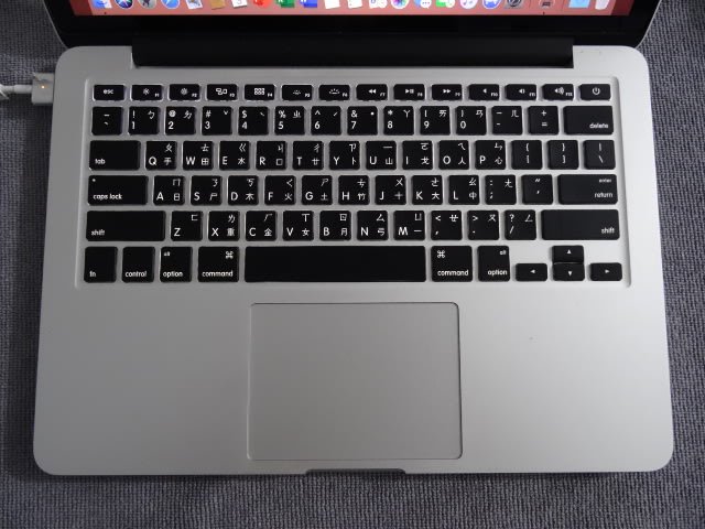 2014 MacBook pro A1502 i5/8G/128GBssd 功能正常 外觀9成新