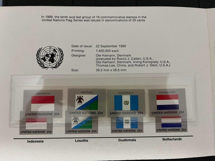 聯合國郵票，1989年聯合國發行的16國國旗郵票珍藏紀念冊，