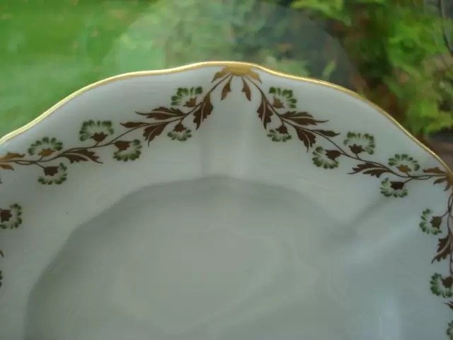 【達那莊園】Royal Crown Derby皇冠德比瓷 green flowers系列 英國製骨瓷器 茶杯盤三件組