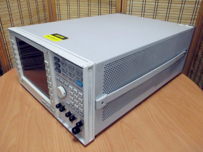 康榮科技二手測試儀器領導廠商Agilent E5515B Opt:002 GSM/GPRS/AMPS/WCDMA