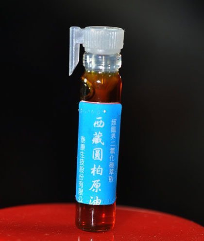 宋家苦茶油sizonzanbooil.1西藏圓柏精油.超臨界二氧化碳萃取藏柏精油.無稀釋.純原油