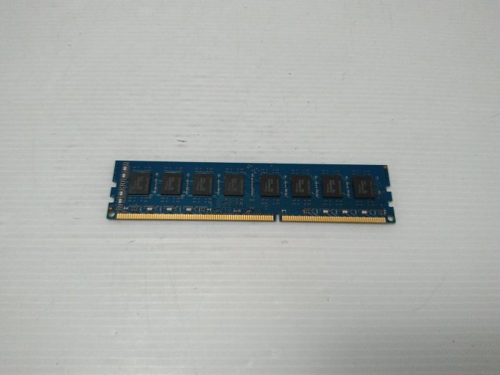 611 [大鋼牙二手3C] 記憶體 HYNIX DDR3-1600 / 8G (一元起標 )