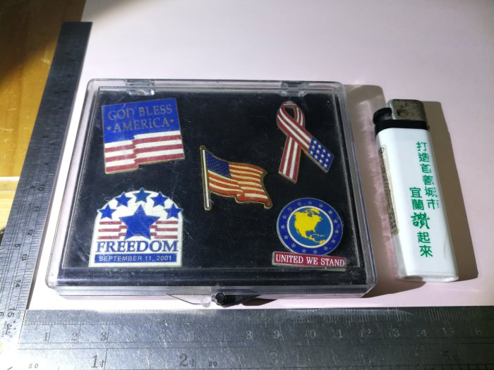 美國911 各式紀念章套組 金屬等製含老盒 銘馨易拍111MG33 保存如圖（老使用痕等）