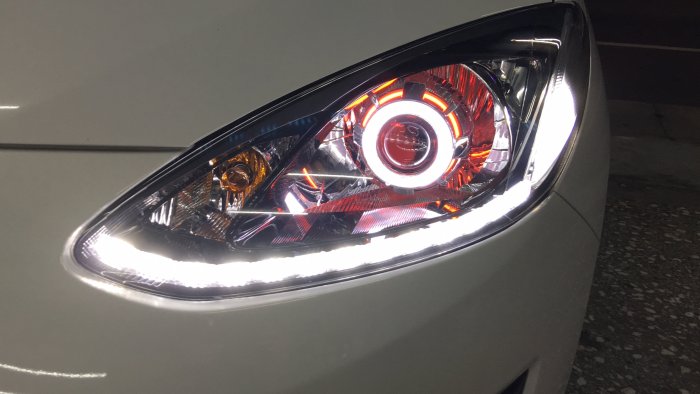 翔宸自動車照明設計 雙光源變光一秒切換鹵素 客製化魚眼 HID LED 光圈 鋼鐵極光魚眼 流水日行燈