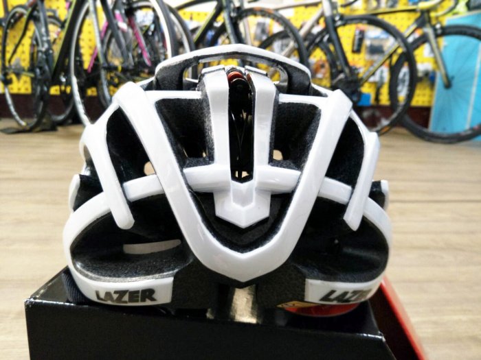 ~騎車趣~全新比利時 LAZER BLADE AF 亞洲版自行車 安全帽 公路車安全帽 頭盔 白色