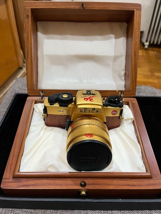 Leica R6.2新加坡30週年紀念機 （已售出）