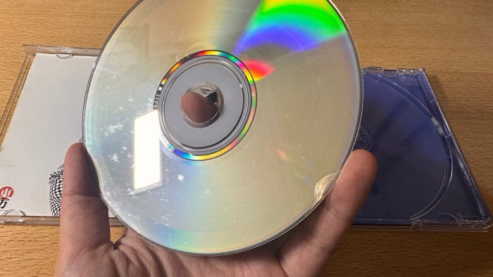 欣紘二手CD   許茹芸 淚海 !