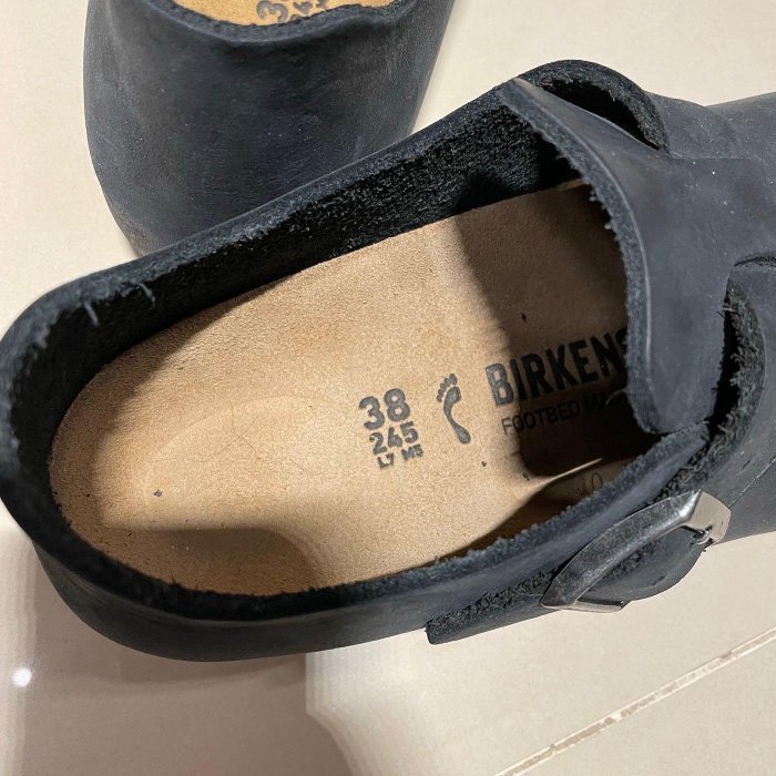 Birkenstock  勃肯鞋 London / 油感皮 / 黑色