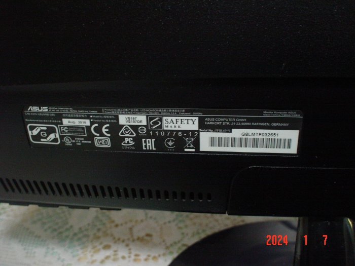 ASUS VS197DE 19吋寬螢幕 電腦螢幕 LCD液晶顯示器附電源線、螢幕訊號線【B1.61】