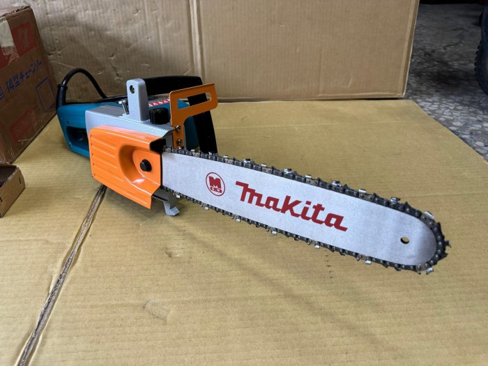 "外匯嚴選'' makita 牧田 5014B 電動 鏈鋸機 14" /中古/二手/日本原裝 9成9新