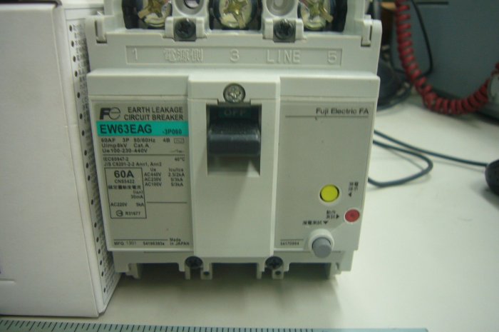 大人の上質 新品 富士電機 EW50EAG 3P 50A AC100-230-440V 30mA その13