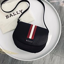 雅格精品代購 BALLY 巴利 新款十字紋防刮馬鞍包 美國代購