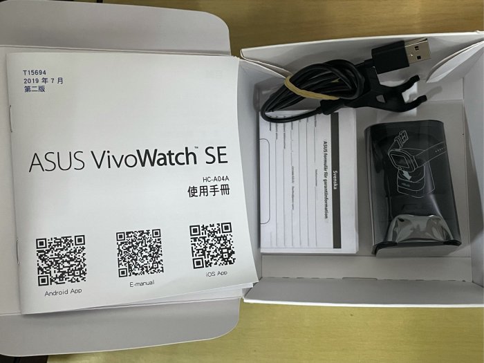 《便宜賣》華碩Vivo Watch SE陶瓷錶框智慧健康錶（HC-A04A)